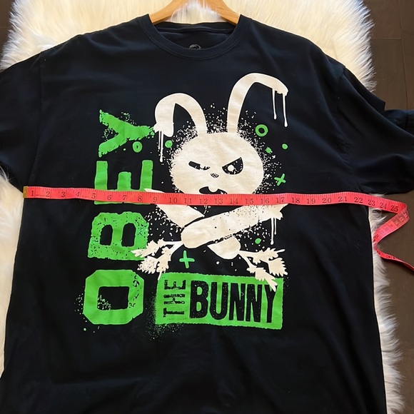 Universal Studios Official Men’s Life with Pets Obey the Bunny T-Shirt size XLG - Picture 3 of 5